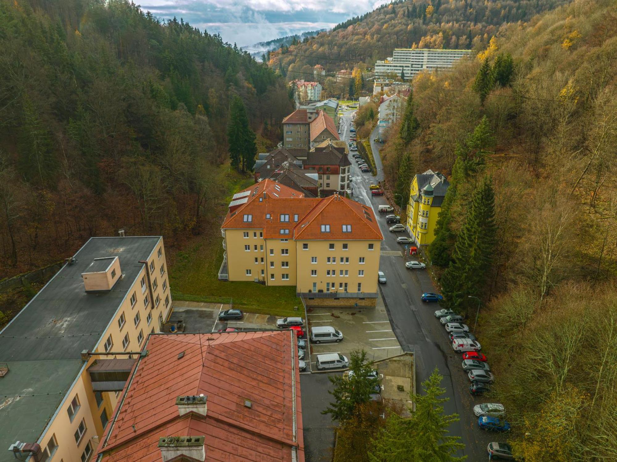 Apartman Claudia - Rezidence K Lanovce Jáchymov Extérieur photo