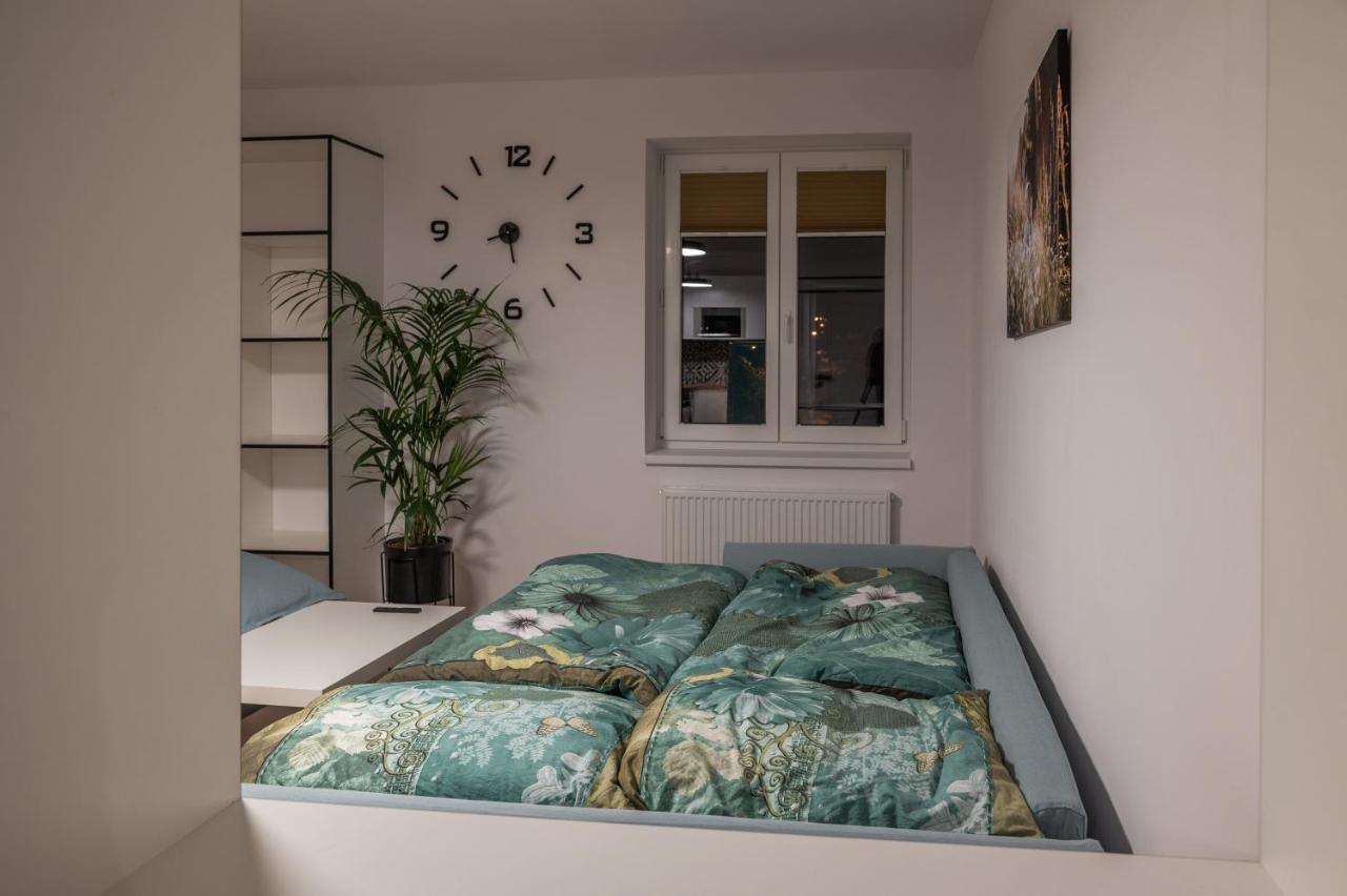 Apartman Claudia - Rezidence K Lanovce Jáchymov Extérieur photo