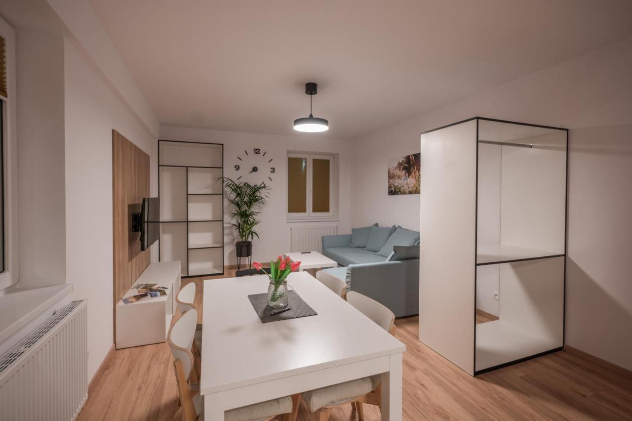 Apartman Claudia - Rezidence K Lanovce Jáchymov Extérieur photo