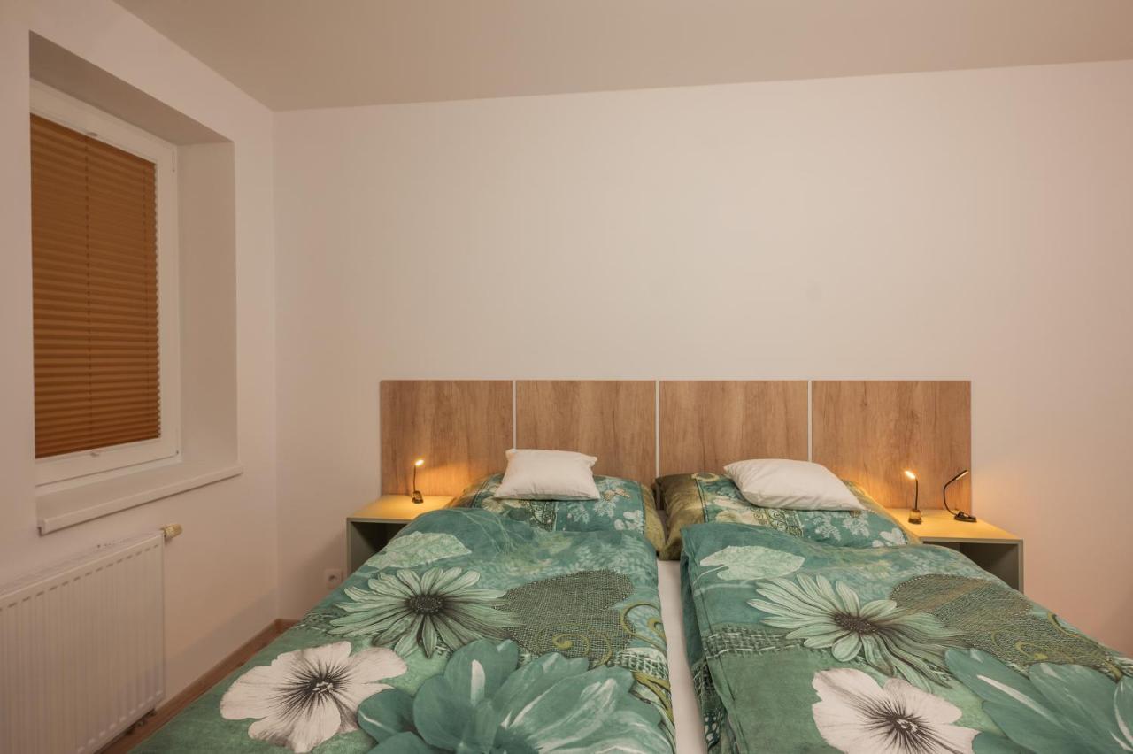 Apartman Claudia - Rezidence K Lanovce Jáchymov Extérieur photo
